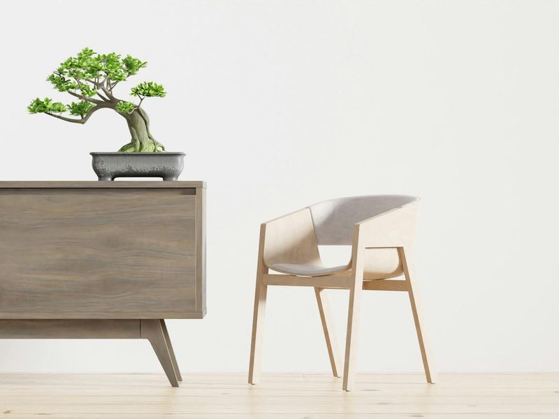 A calm and spacious room for practice with soft natural light.